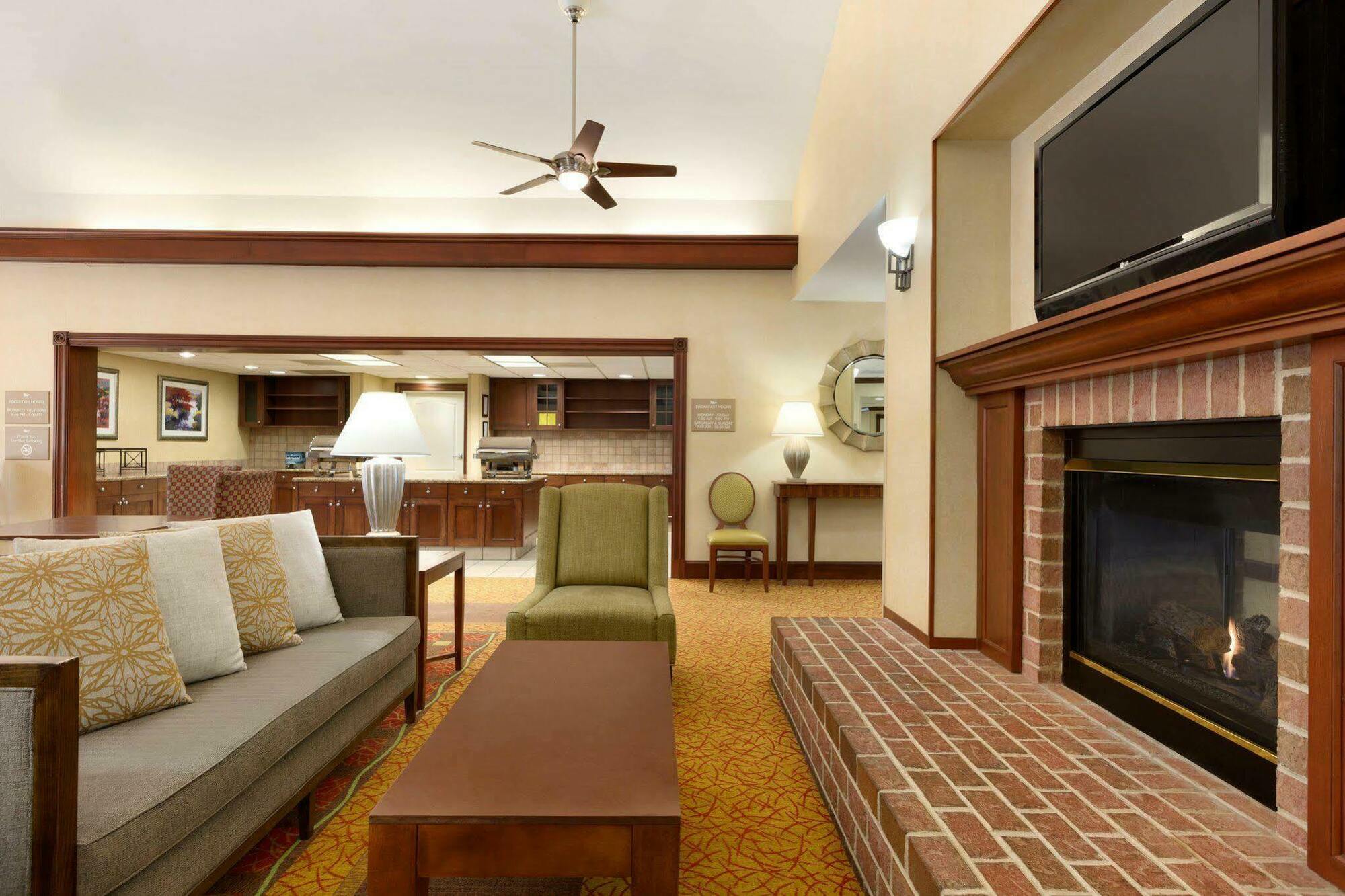 Homewood Suites By Hilton Dulles-North Loudoun 애시번 외부 사진